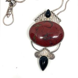 Sajen Red Jasper & Onyx Pendant/Pin